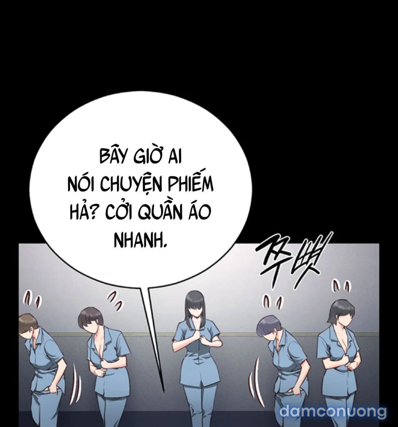 Nữ Tù Nhân 