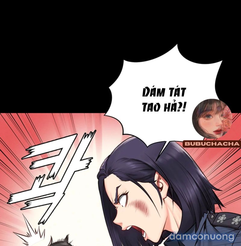 Nữ Tù Nhân 