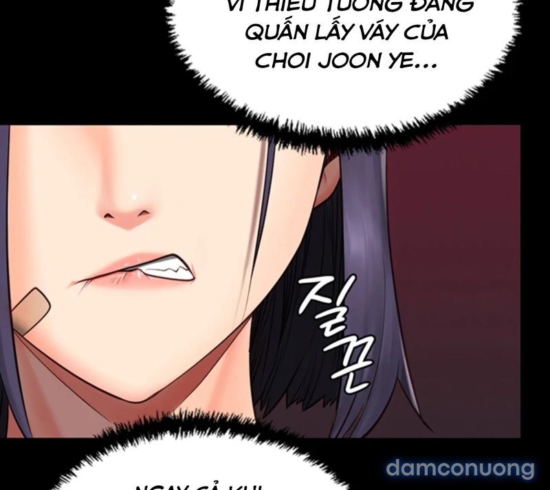 Nữ Tù Nhân 
