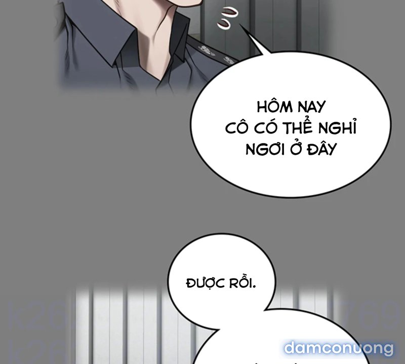 Nữ Tù Nhân 