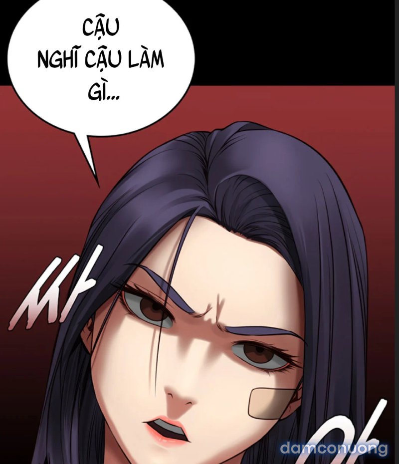 Nữ Tù Nhân 