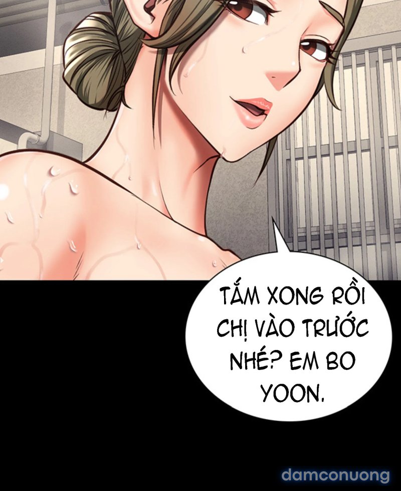 Nữ Tù Nhân 