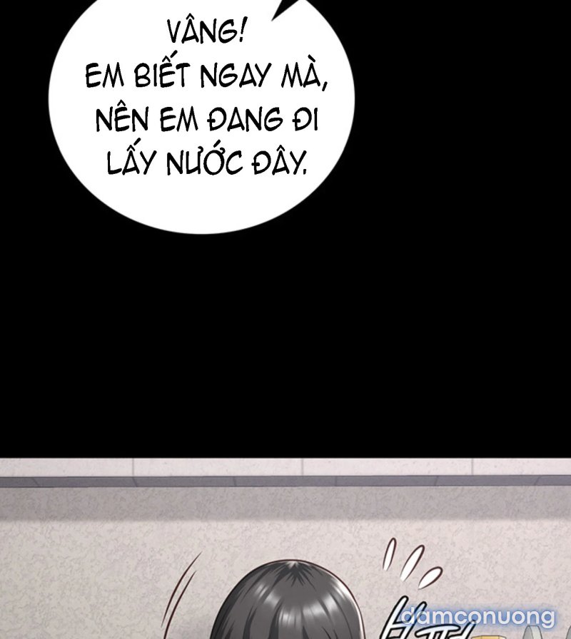 Nữ Tù Nhân 