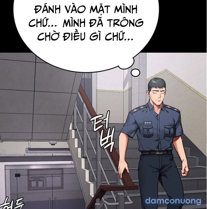 Nữ Tù Nhân 