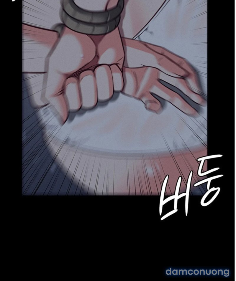 Nữ Tù Nhân 