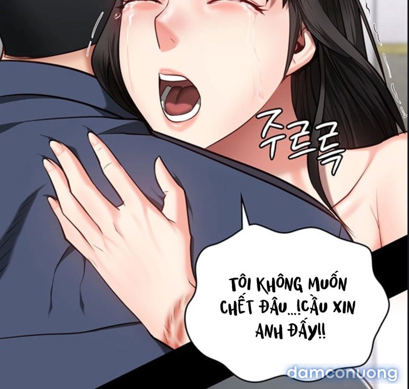 Nữ Tù Nhân 