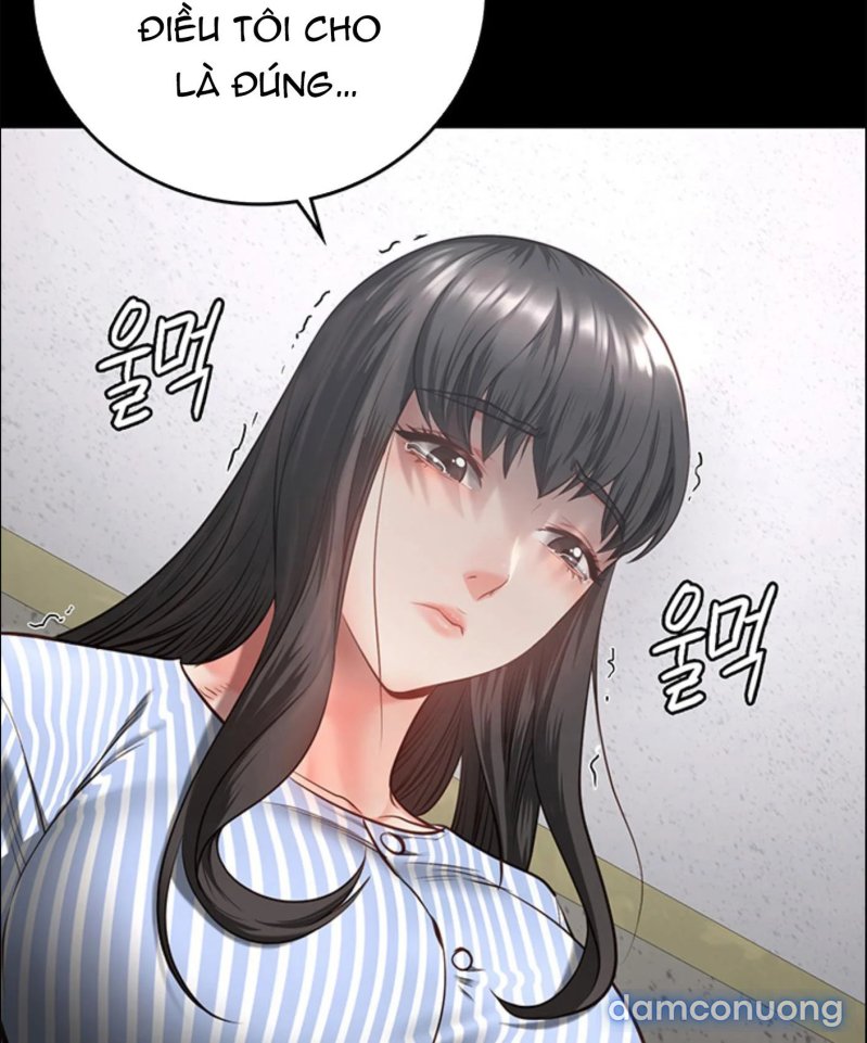 Nữ Tù Nhân 