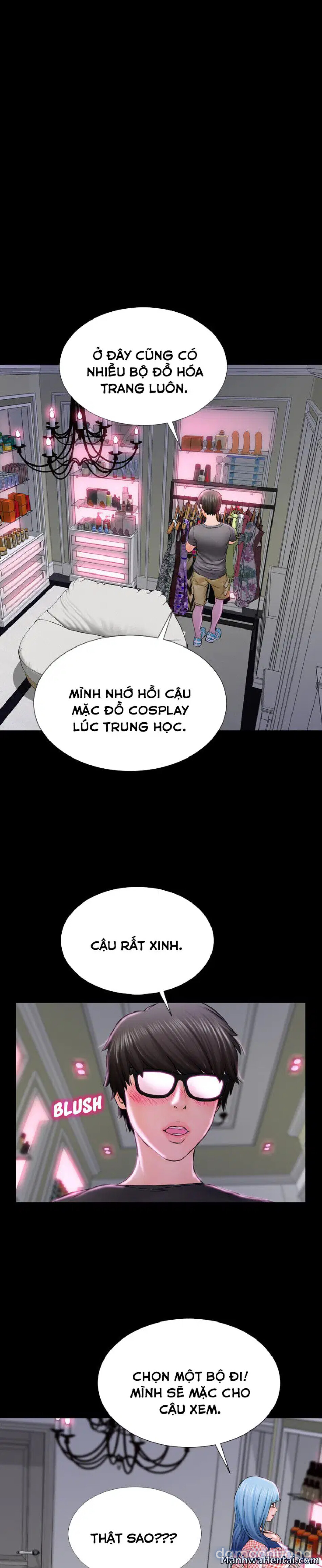 Em gái bán hàng sextoy 