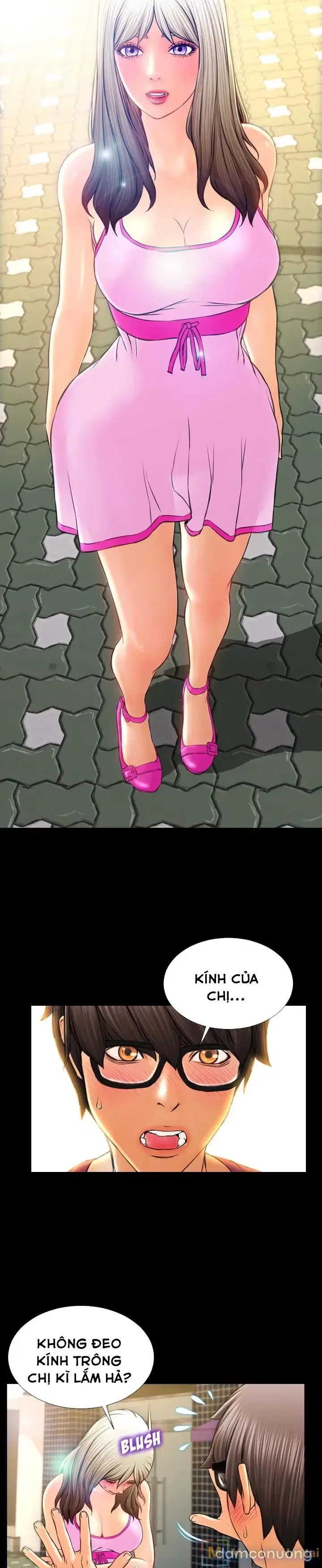 Em gái bán hàng sextoy 