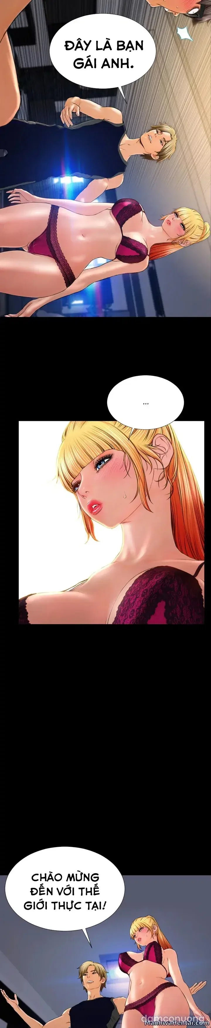 Em gái bán hàng sextoy 