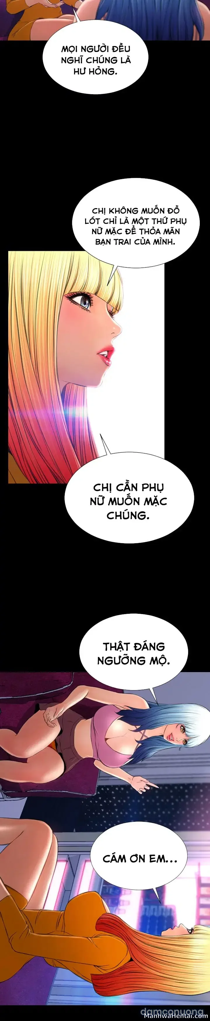 Em gái bán hàng sextoy 