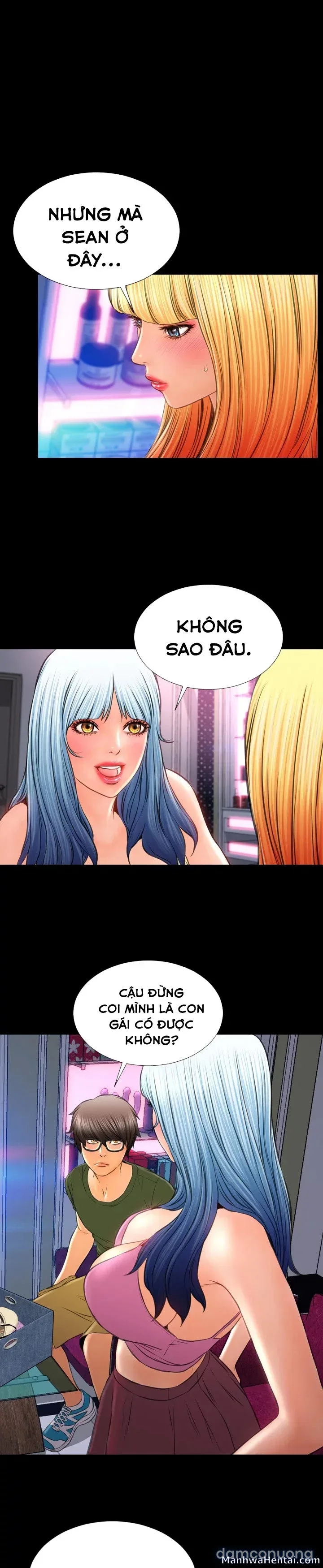 Em gái bán hàng sextoy 