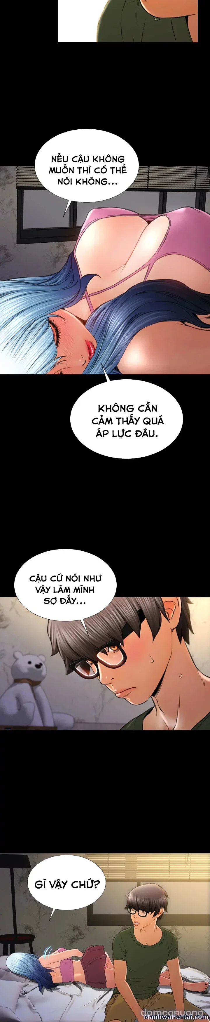 Em gái bán hàng sextoy 