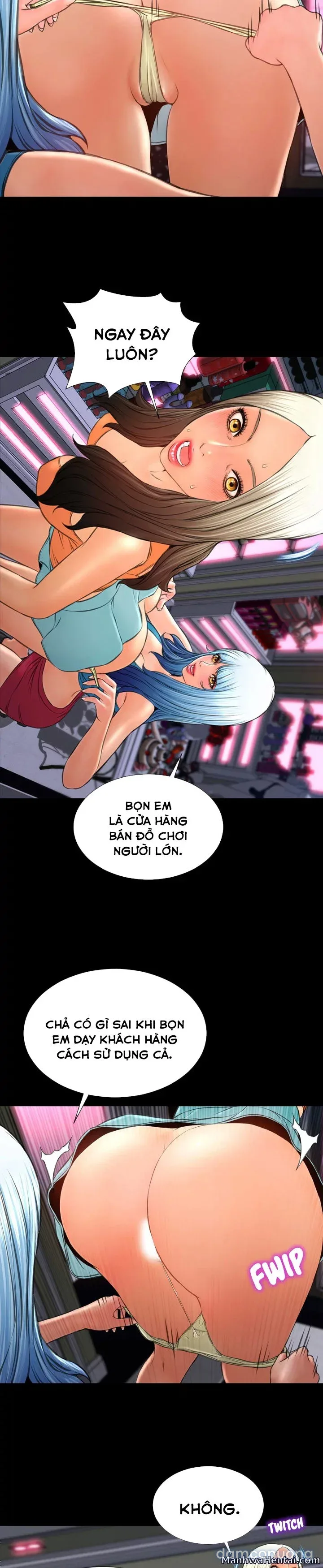 Em gái bán hàng sextoy 
