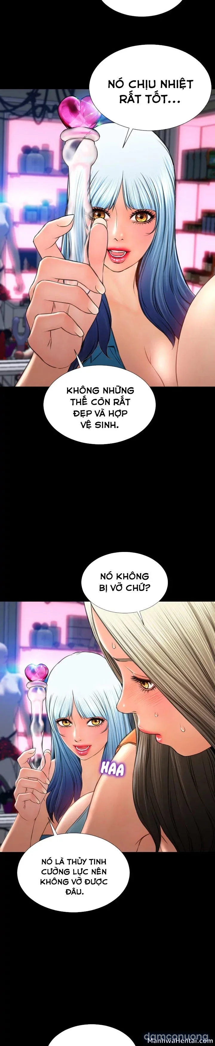 Em gái bán hàng sextoy 