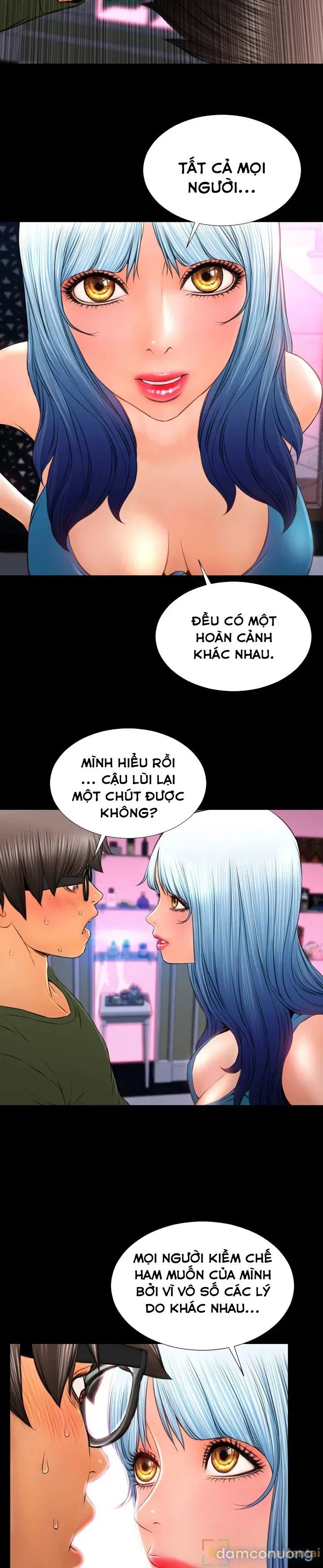 Em gái bán hàng sextoy 