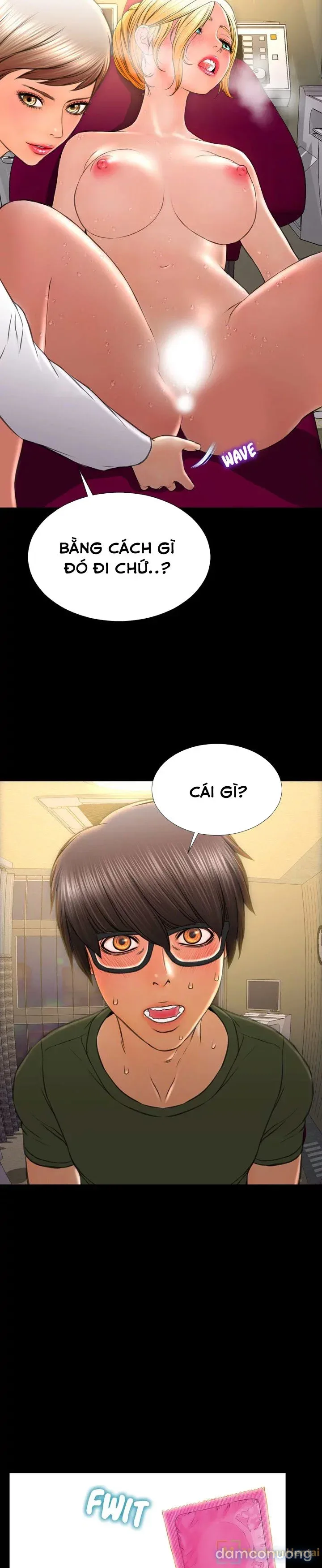 Em gái bán hàng sextoy 