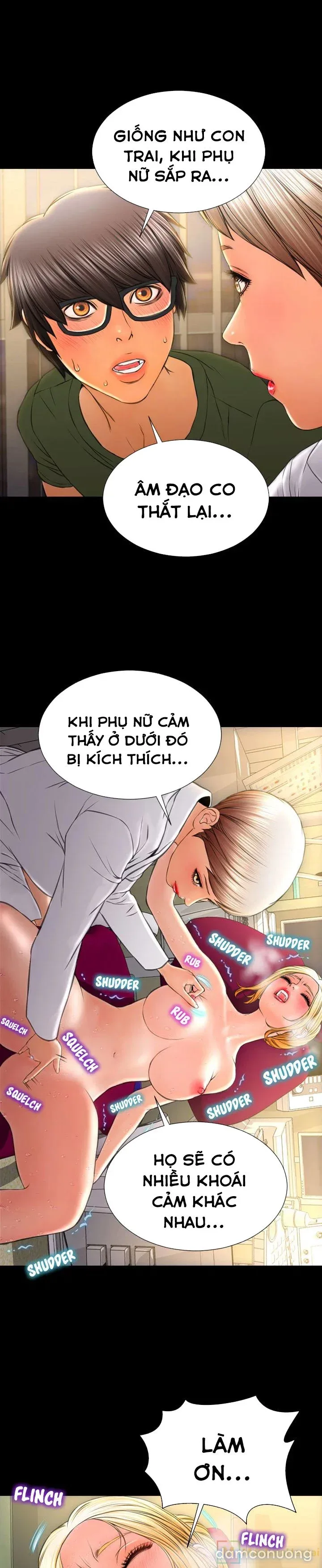 Em gái bán hàng sextoy 