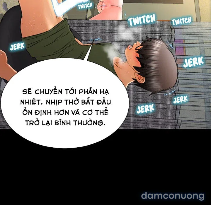 Em gái bán hàng sextoy 