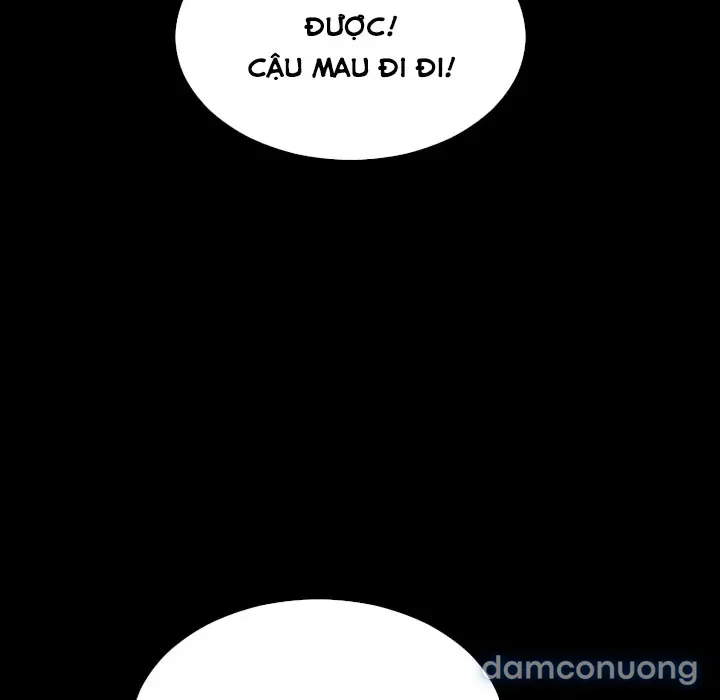 Em gái bán hàng sextoy 