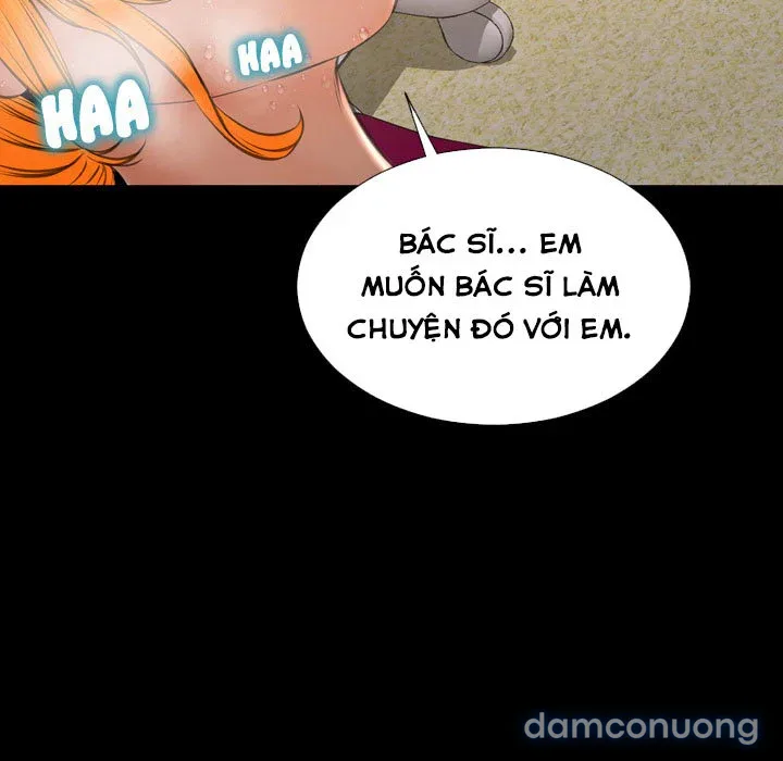 Em gái bán hàng sextoy 