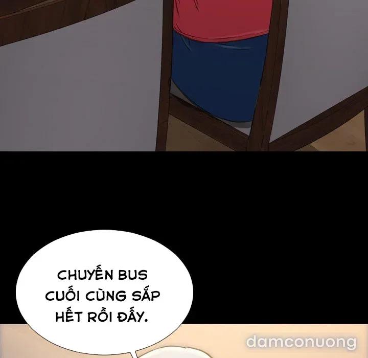 Em gái bán hàng sextoy 