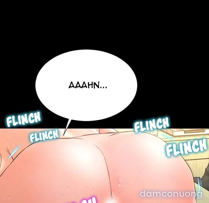 Em gái bán hàng sextoy 