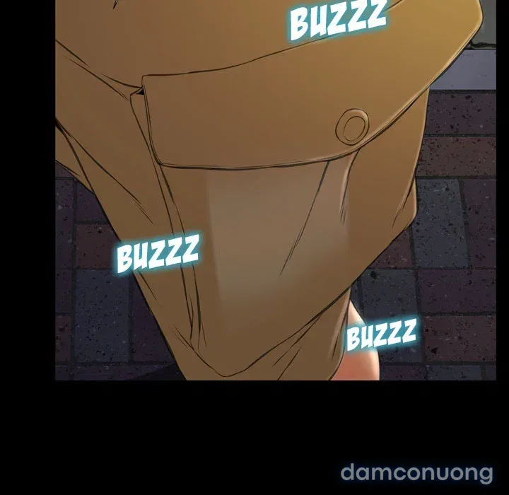Em gái bán hàng sextoy 