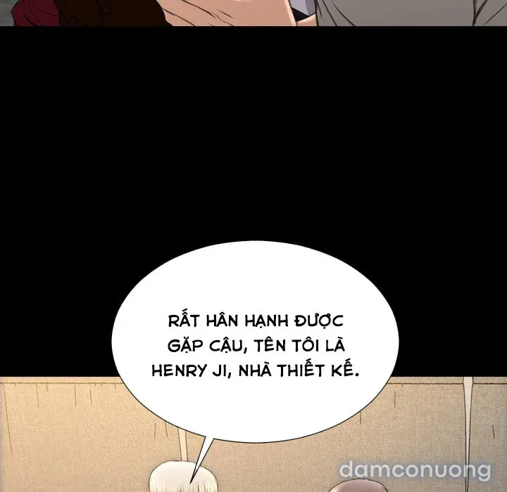 Em gái bán hàng sextoy 