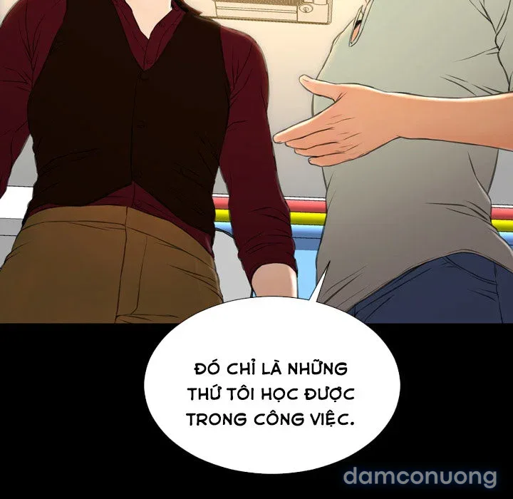 Em gái bán hàng sextoy 
