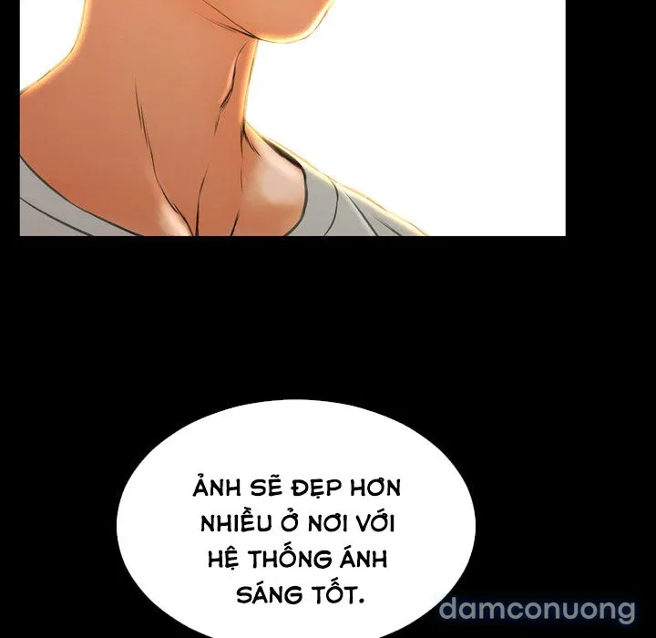 Em gái bán hàng sextoy 