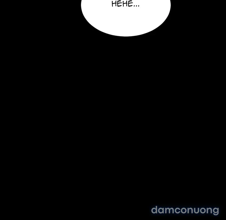 Em gái bán hàng sextoy 
