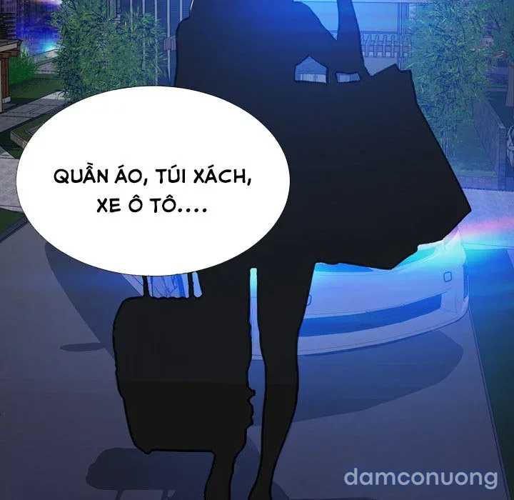 Em gái bán hàng sextoy 