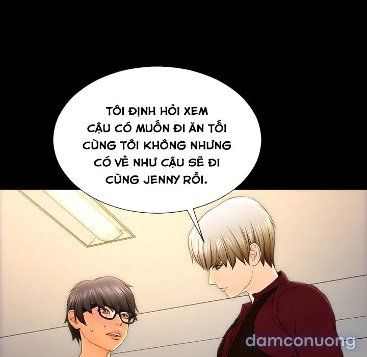 Em gái bán hàng sextoy 
