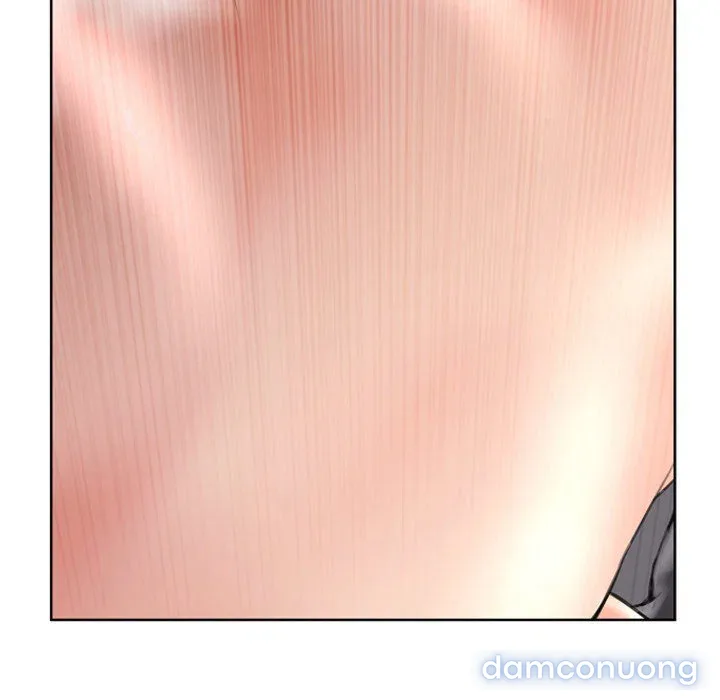Em gái bán hàng sextoy 