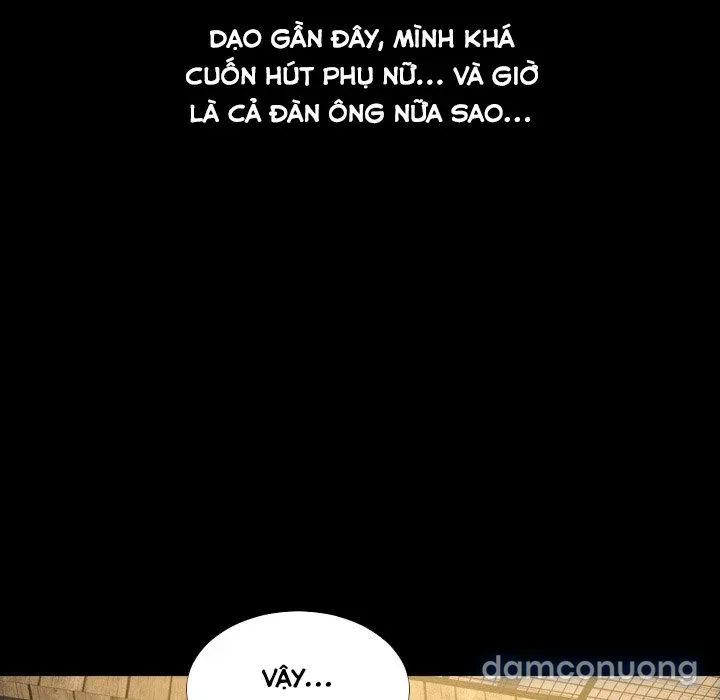 Em gái bán hàng sextoy 