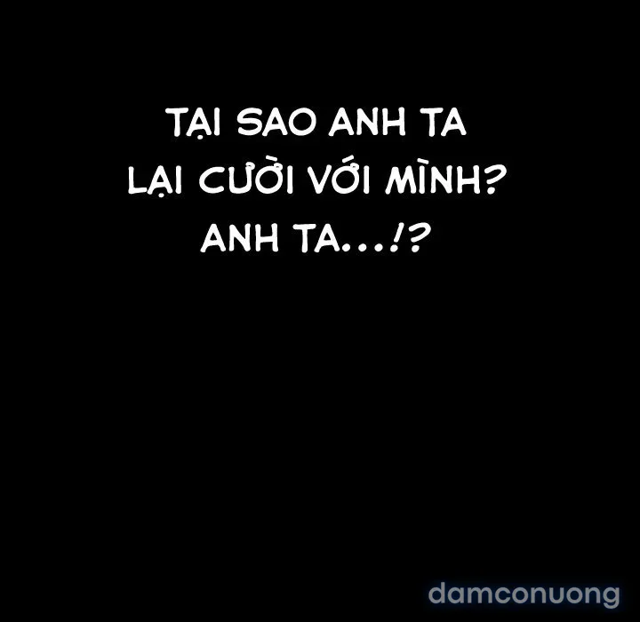 Em gái bán hàng sextoy 