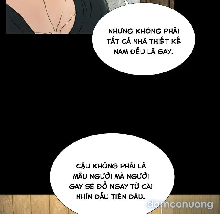 Em gái bán hàng sextoy 