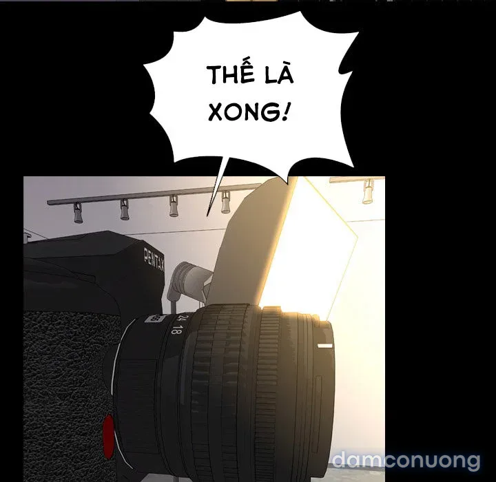 Em gái bán hàng sextoy 