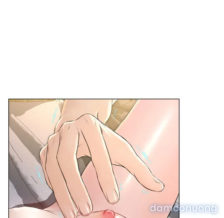 Em gái bán hàng sextoy 