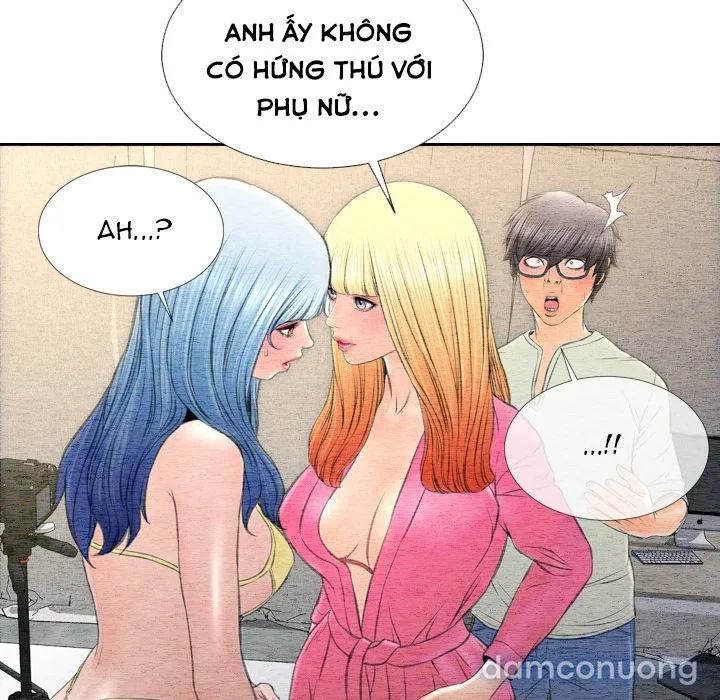 Em gái bán hàng sextoy 