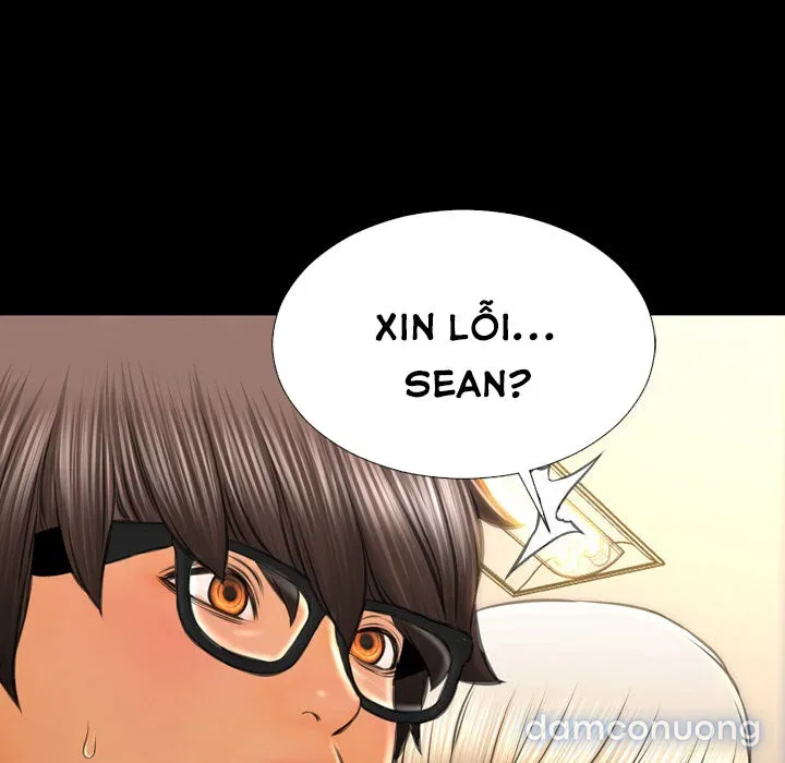 Em gái bán hàng sextoy 