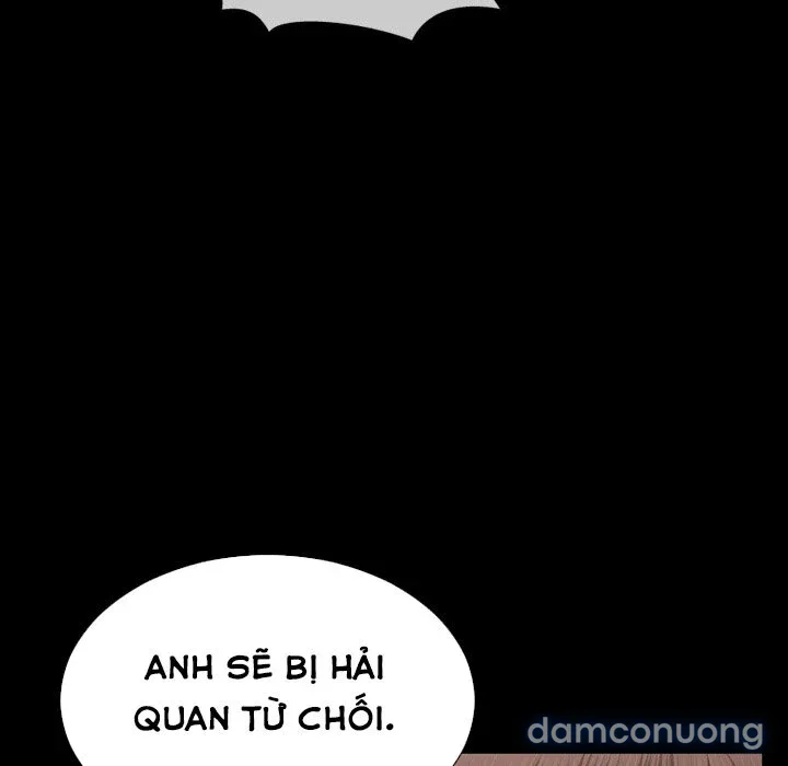 Em gái bán hàng sextoy 