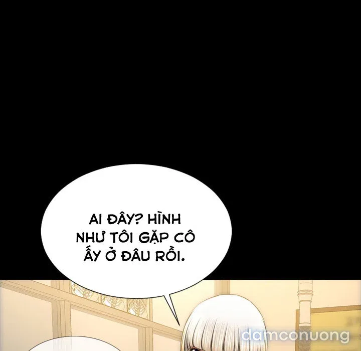 Em gái bán hàng sextoy 