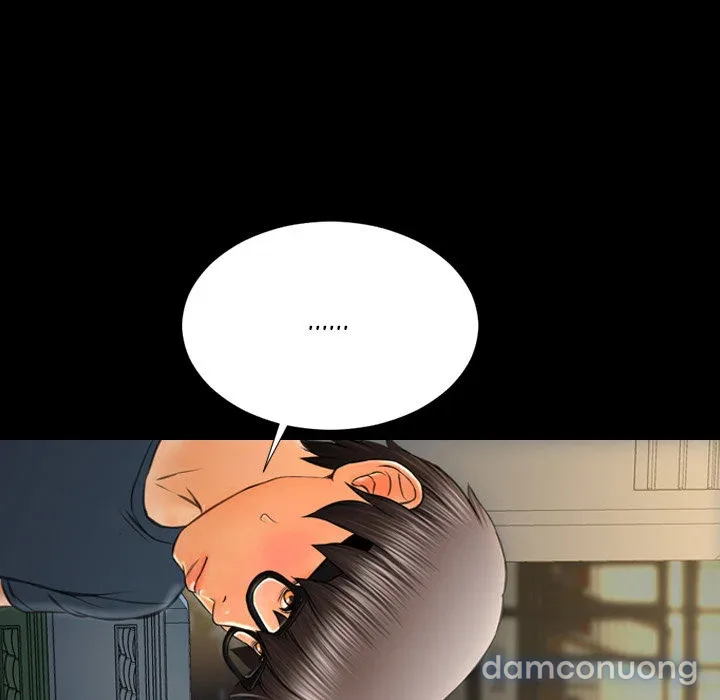Em gái bán hàng sextoy 