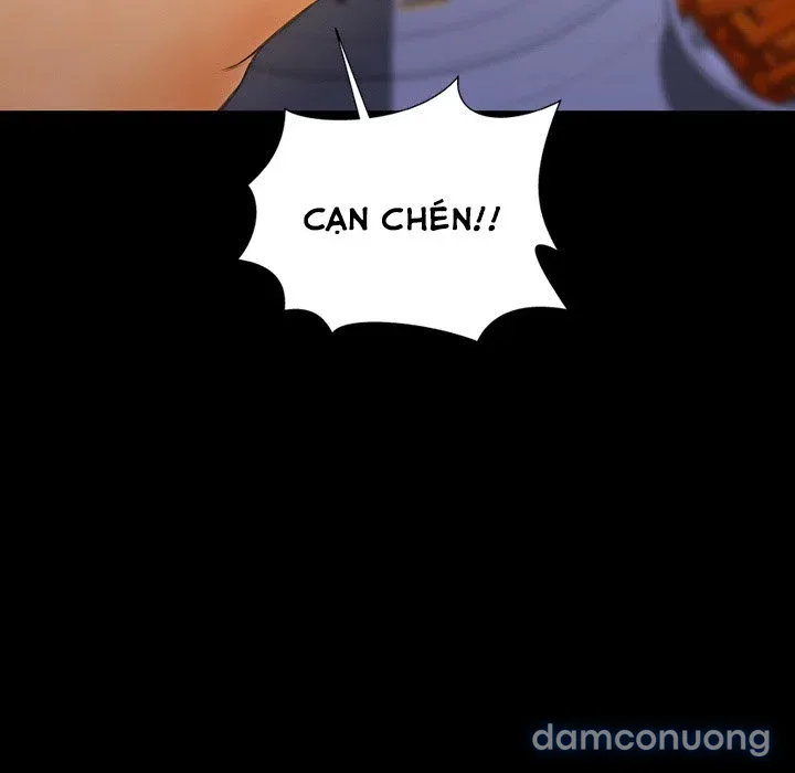 Em gái bán hàng sextoy 