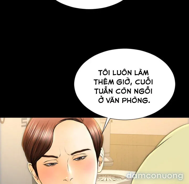 Em gái bán hàng sextoy 