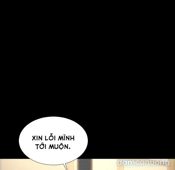 Em gái bán hàng sextoy 