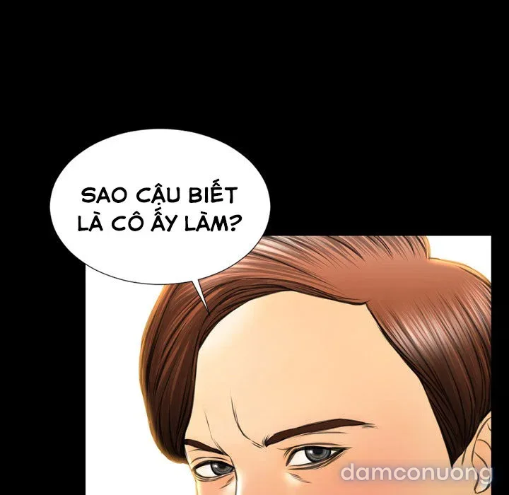 Em gái bán hàng sextoy 