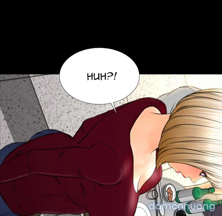 Em gái bán hàng sextoy 